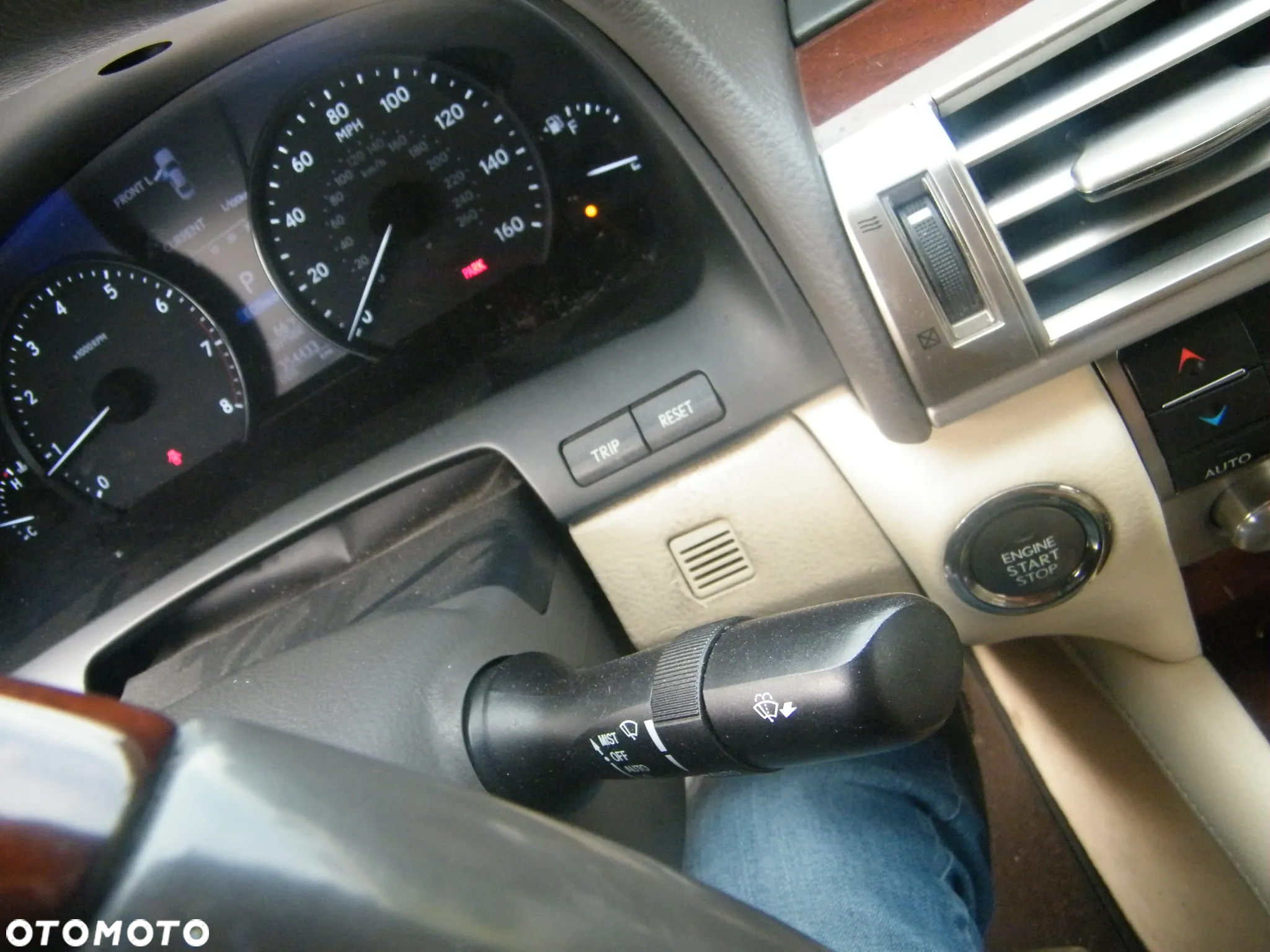 Lexus LS 460 - 34