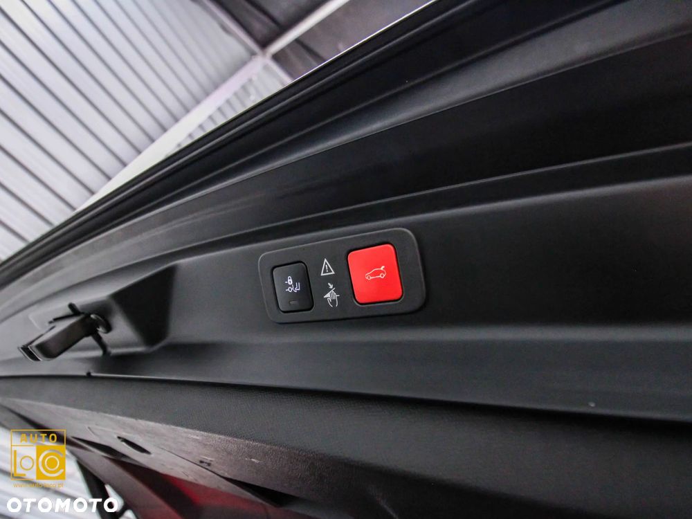 Peugeot 5008 1.6 PureTech Allure S&S EAT8 - 16