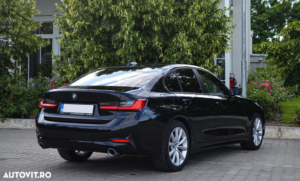 BMW Seria 3 320d Aut. Sport Line - 4
