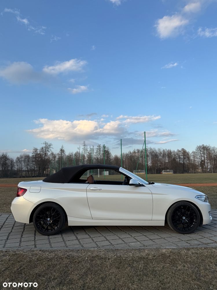 BMW Seria 2 220i - 8