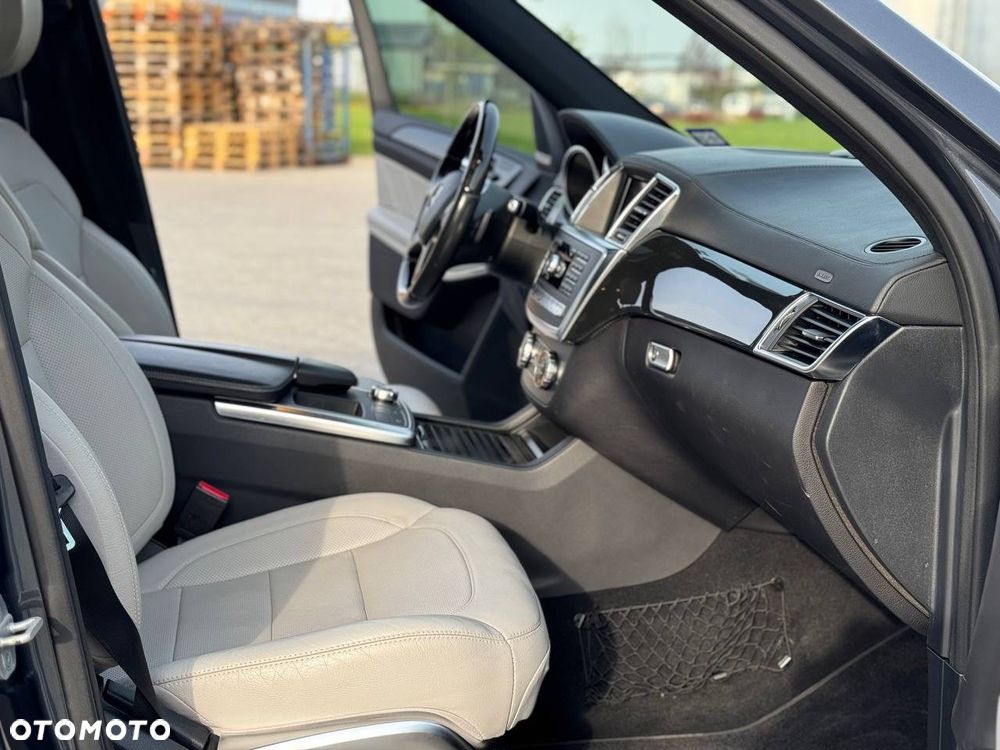 Mercedes-Benz GL 500 4-Matic - 7