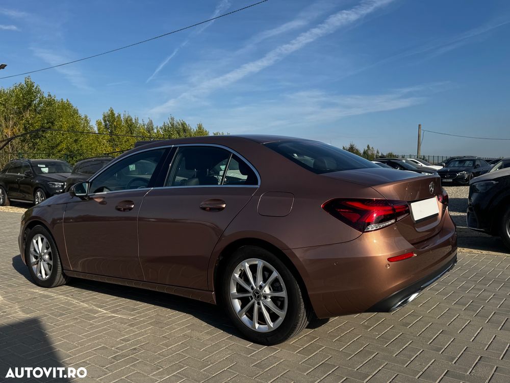Mercedes-Benz A 180 Sedan MHEV 7G-DCT - 17