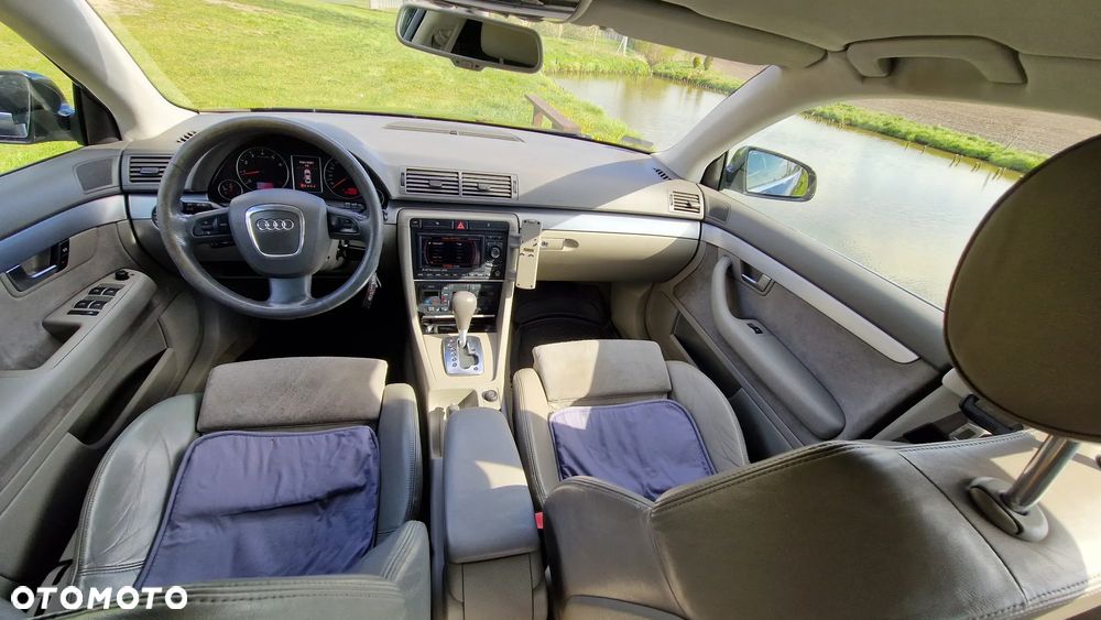 Audi A4 Limousine 2.0 T FSI multitronic - 13