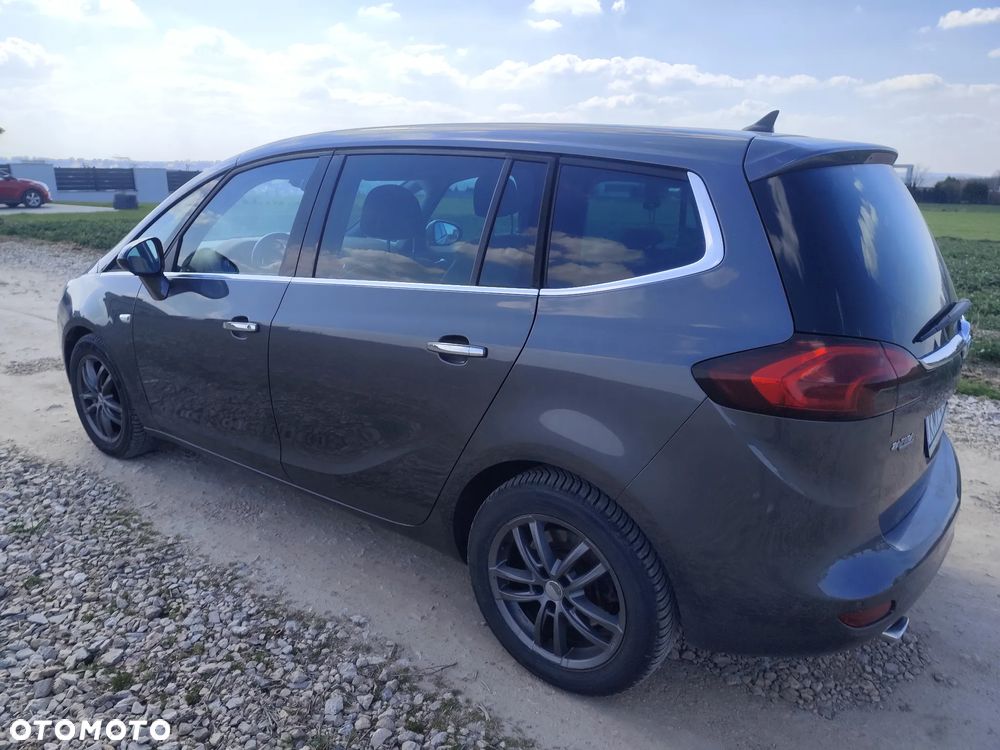 Opel Zafira 2.0 CDTI Cosmo - 11