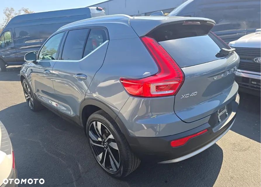 Volvo XC 40 B5 B AWD Ultimate Bright - 5