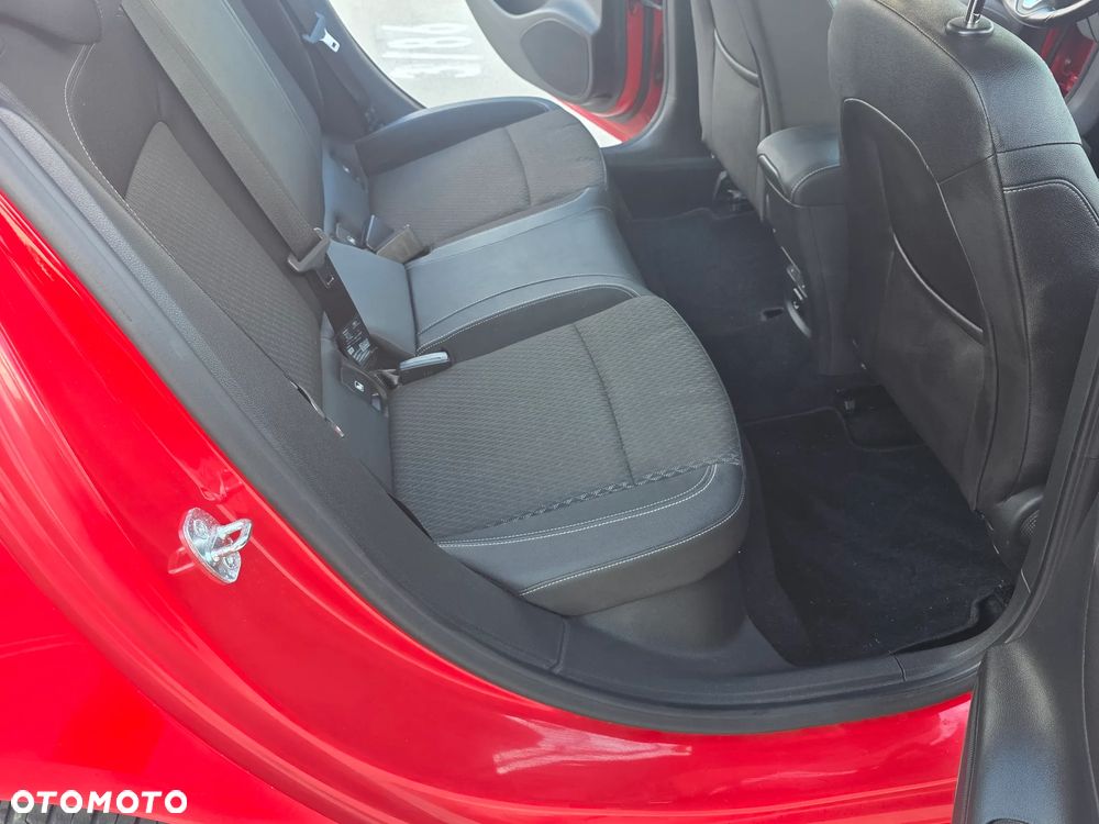 Opel Astra 1.6 Turbo Start/Stop Innovation - 17