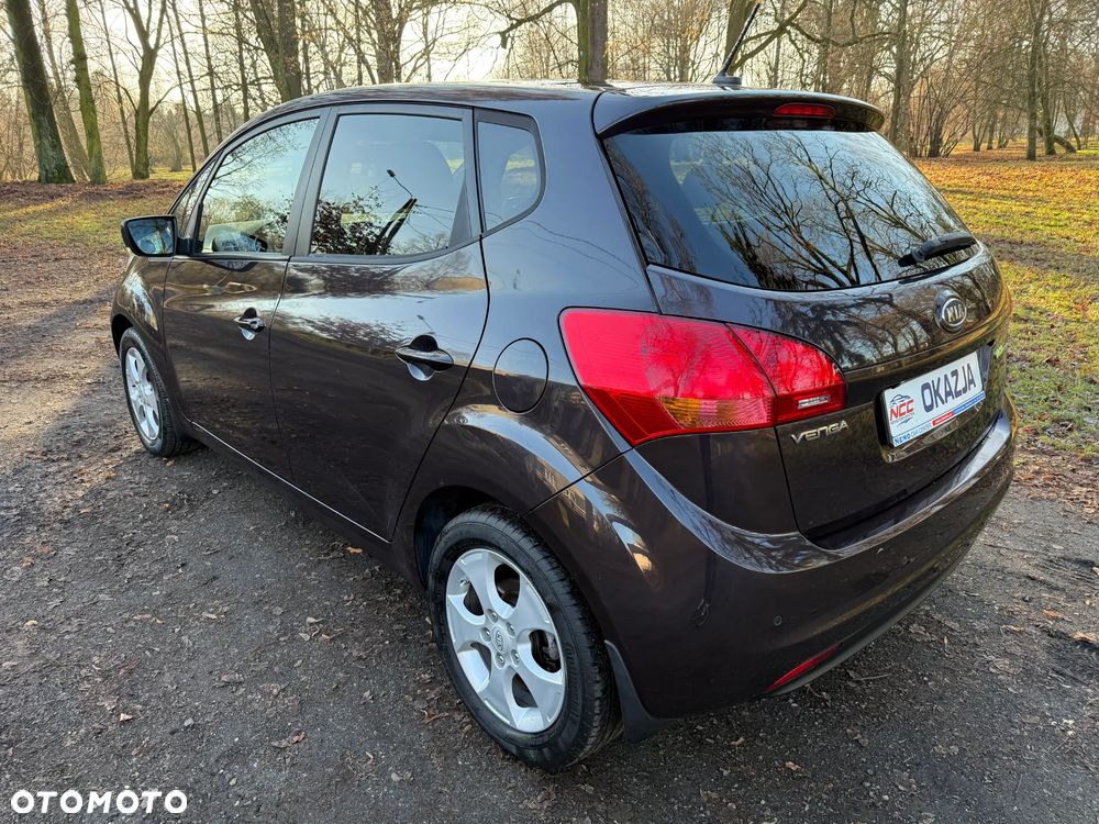 Kia Venga 1.6 CRDi 128 ISG Spirit - 10