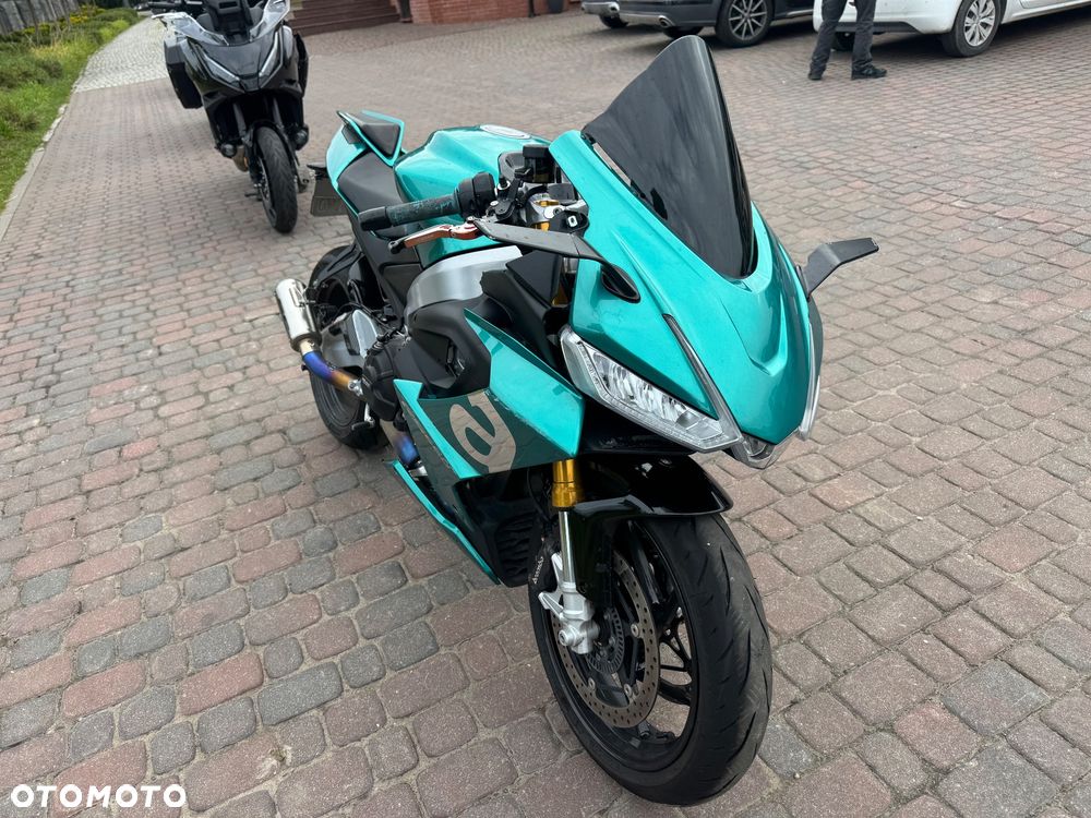 Aprilia RS - 8