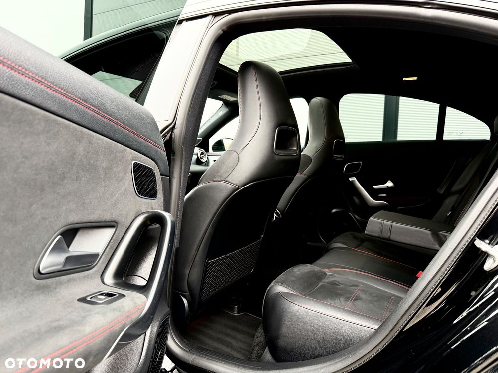 Mercedes-Benz CLA 180 d AMG Line 7G-DCT - 25