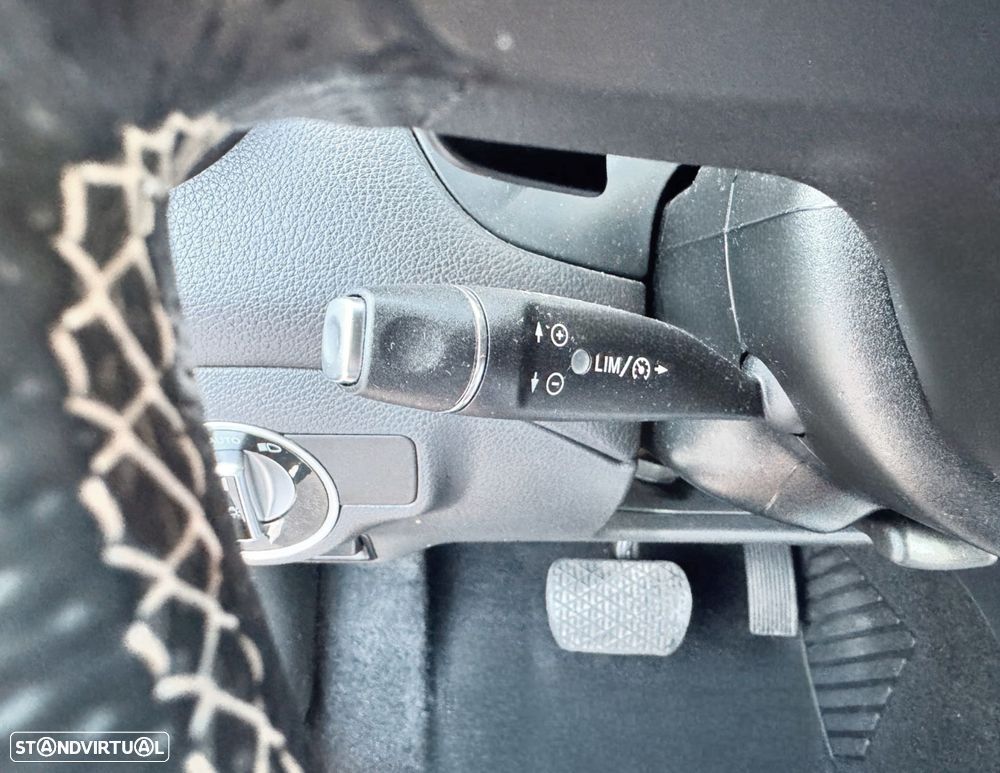 Mercedes-Benz GLA 200 CDi Urban Aut. - 10