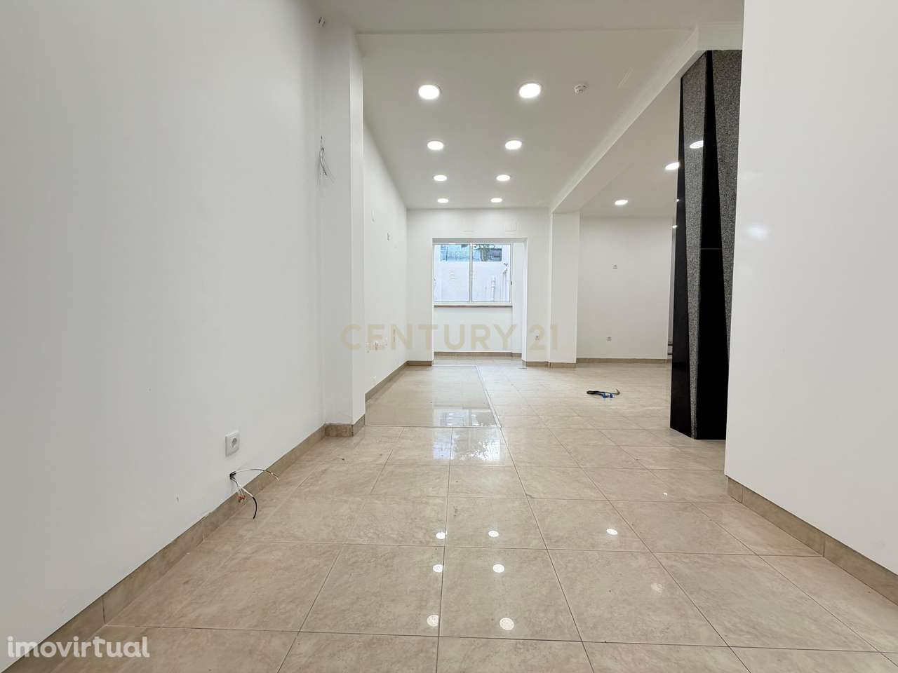 Loja totalmente renovada para Trespasse - Estrada de Benfica - Grande imagem: 4/14