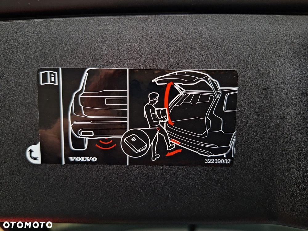 Volvo V90 D4 Momentum Pro - 13