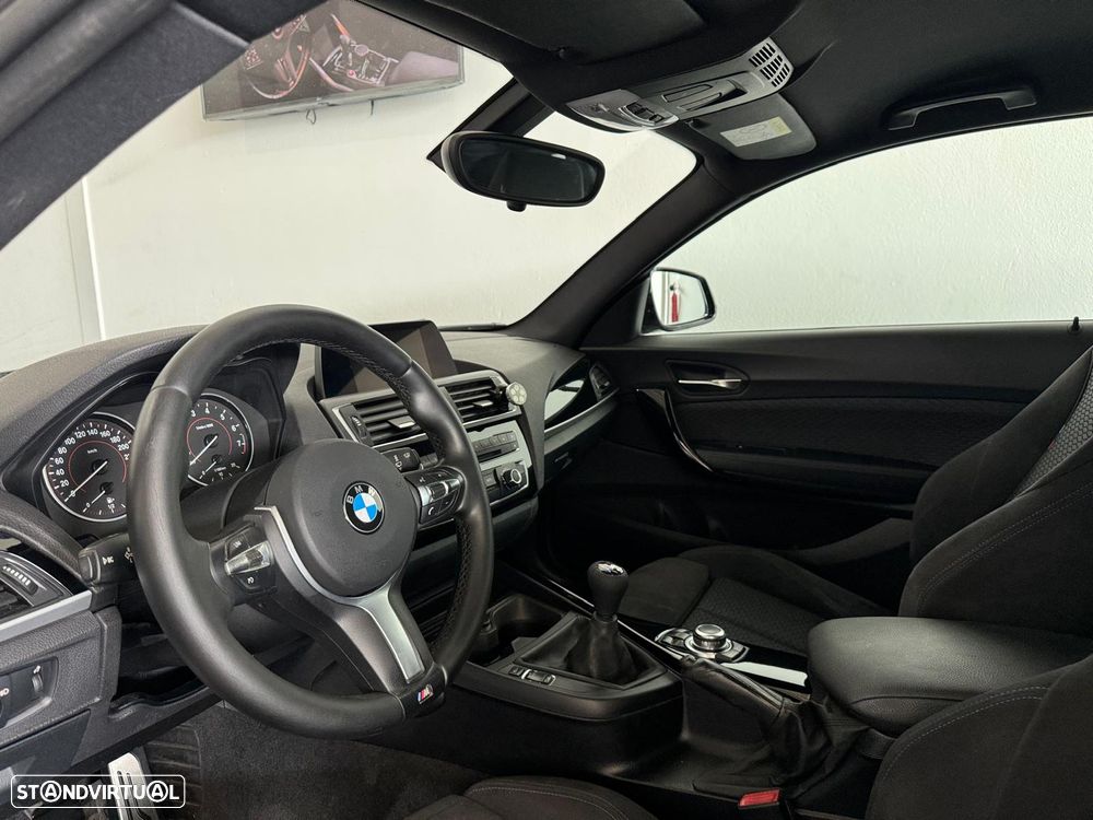 BMW 118 i Pack M - 18