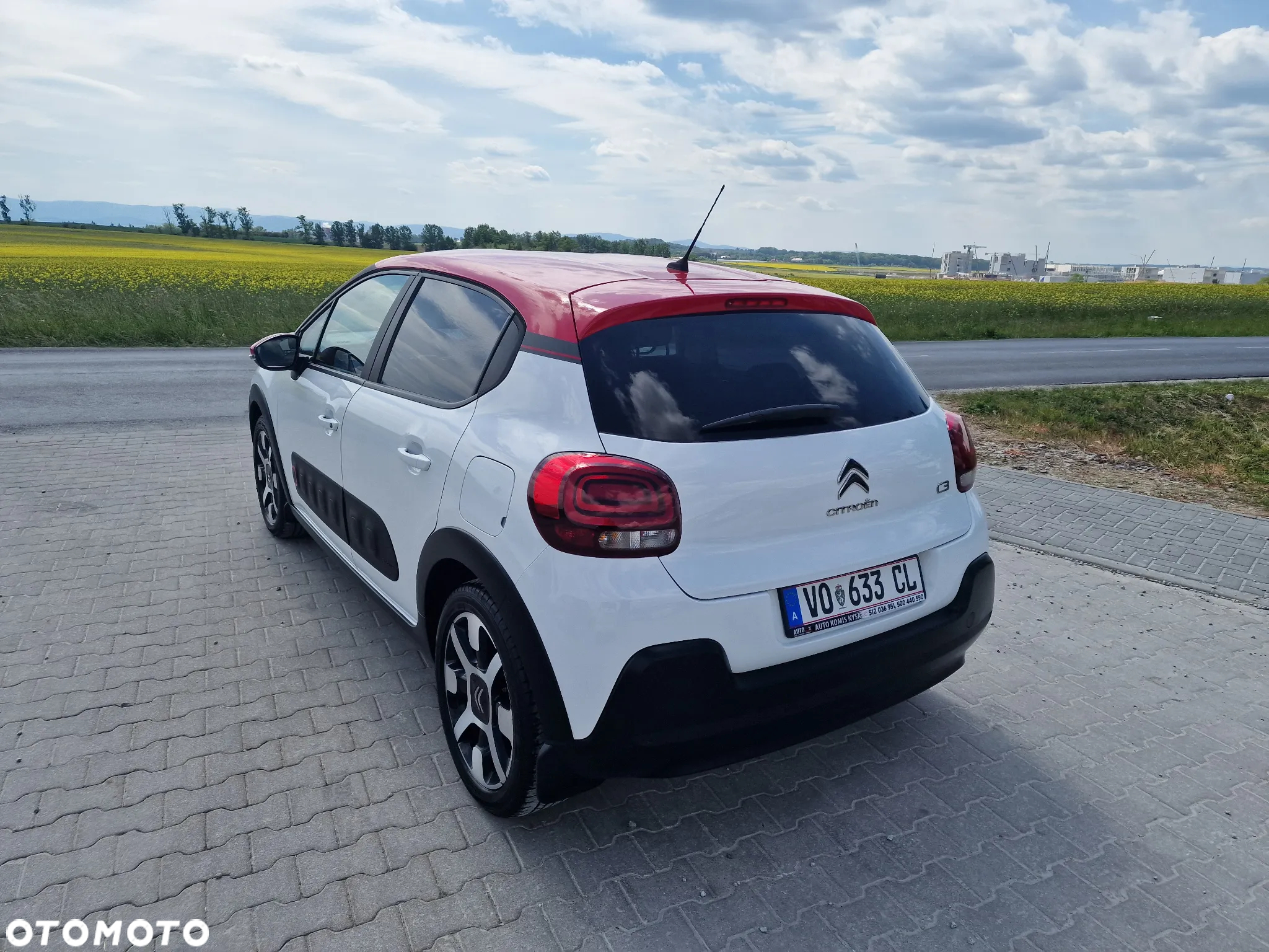 Citroën C3 1.2 PureTech Shine - 12