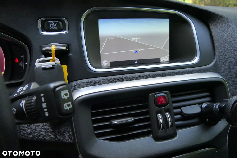 Volvo V40 D4 Summum - 31