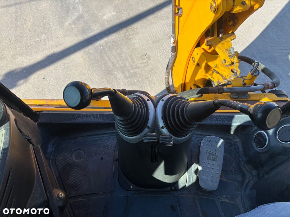JCB 3CX - 10