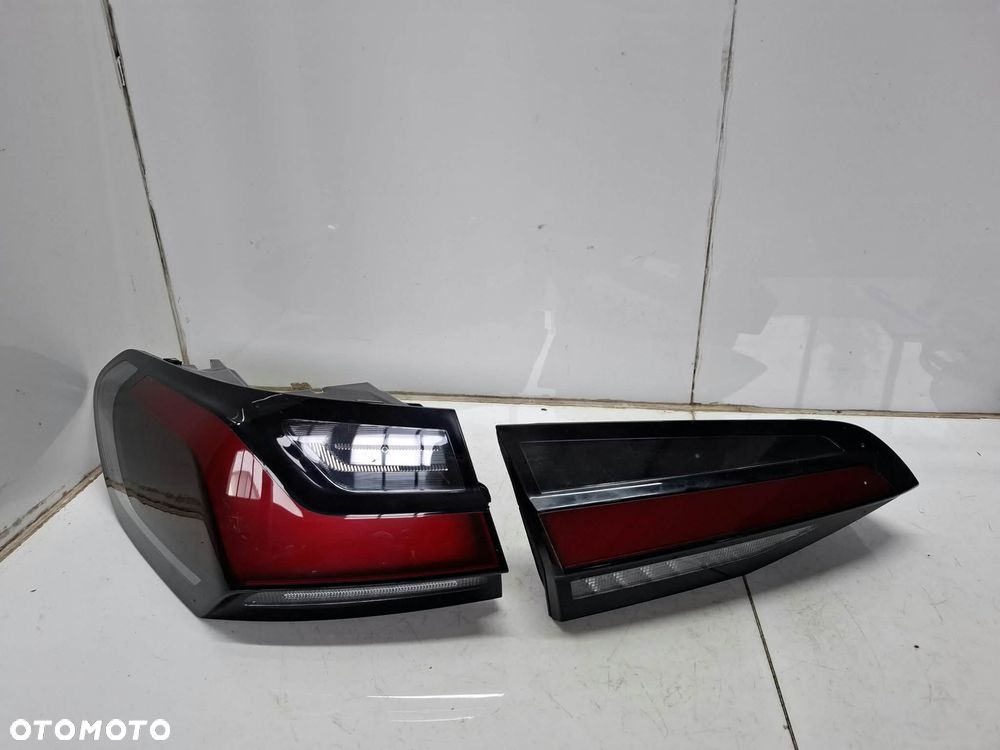 LEWA LAMPA TYLNA TYŁ BMW II U06 ACTIVE TOURER W KLAPE W BŁOTNIK KOMPLET IDEALNE