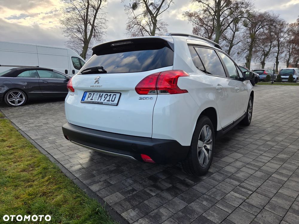 Peugeot 2008 Blue-HDi FAP 100 STOP & START Style - 7