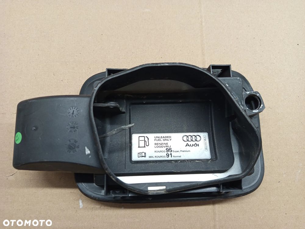 AUDI A4 B8 SEDAN 08-12 1.8 TFSI KLAPKA WLEWU PALIWA 8E0010185A - 2