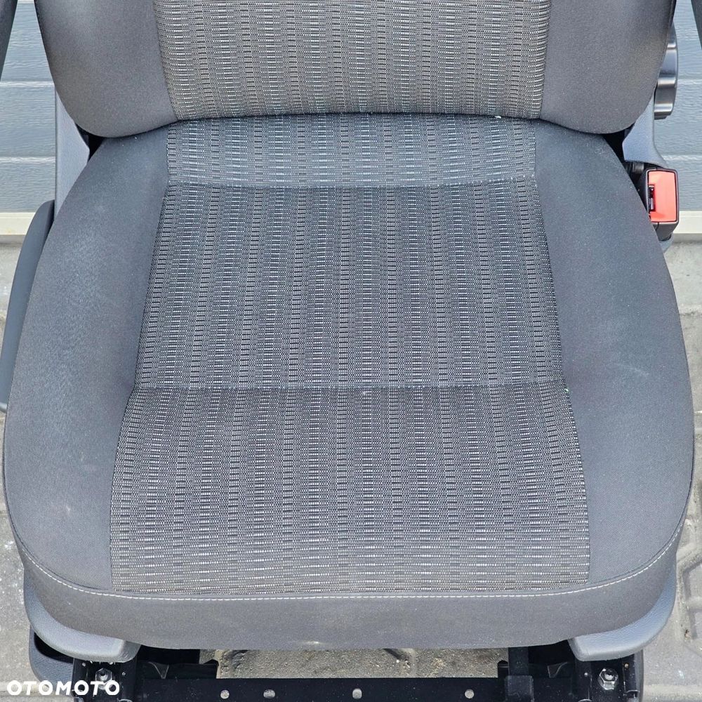 VW T6 fotel pasażera podłokietnik przód PANDU - 5