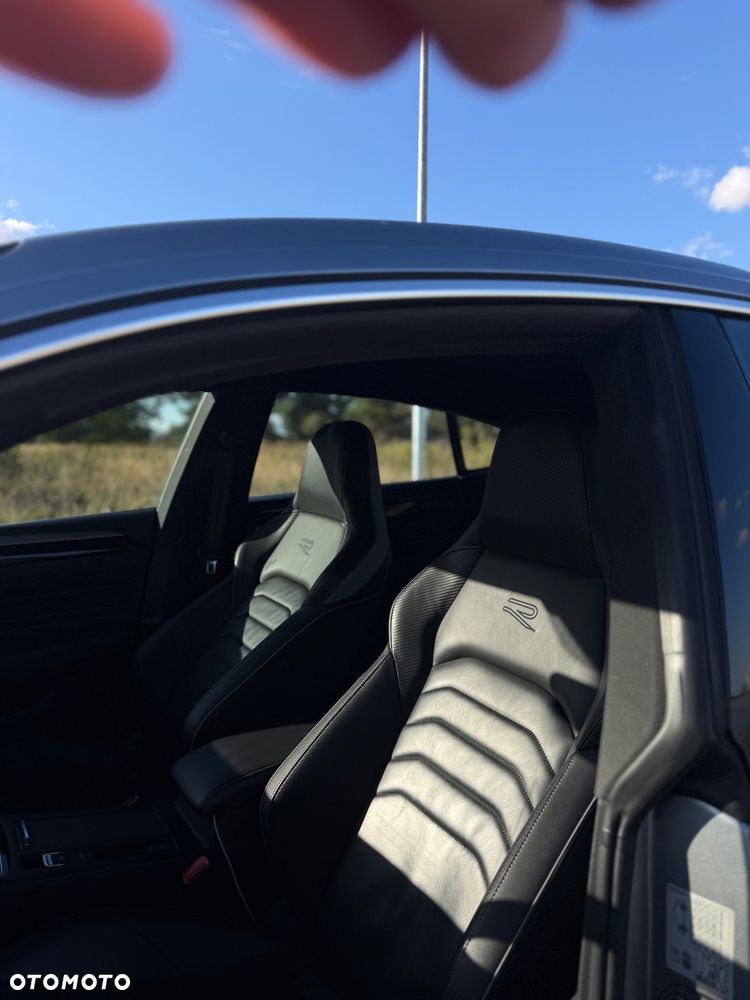 Volkswagen Arteon 2.0 TSI R-Line DSG - 24