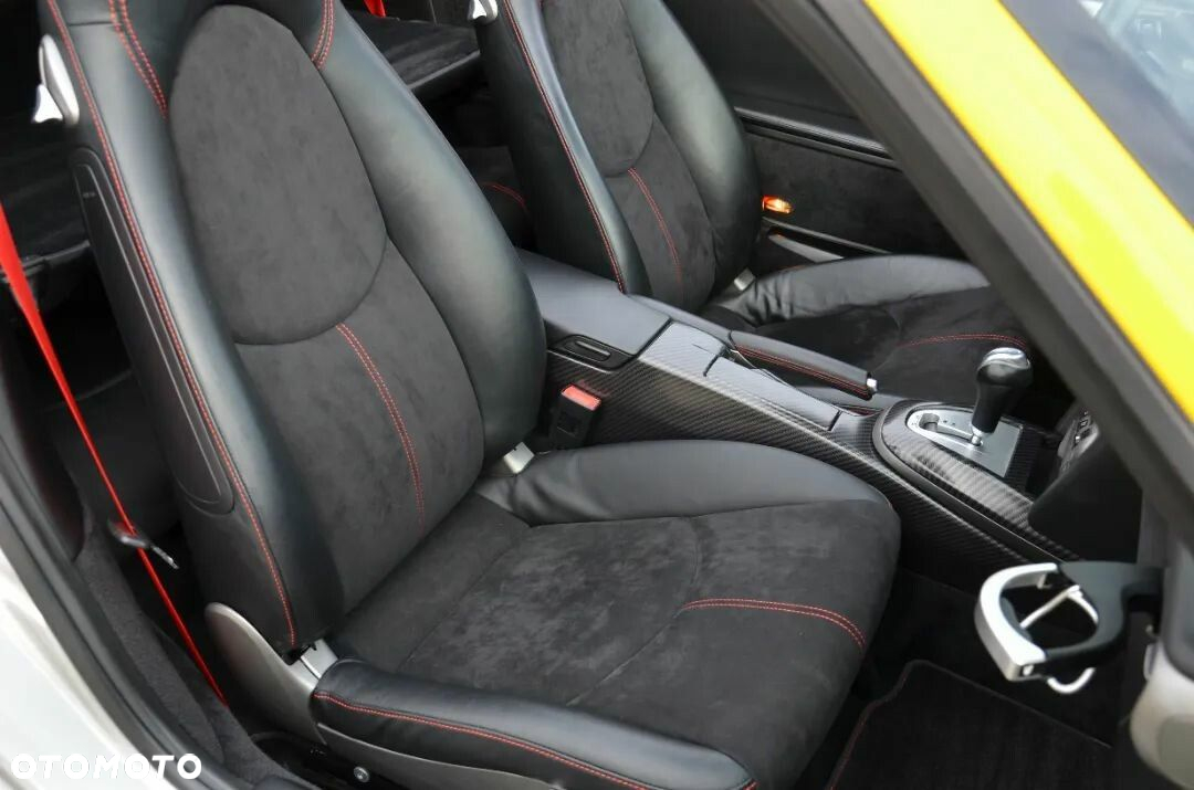 Porsche 911 - 24