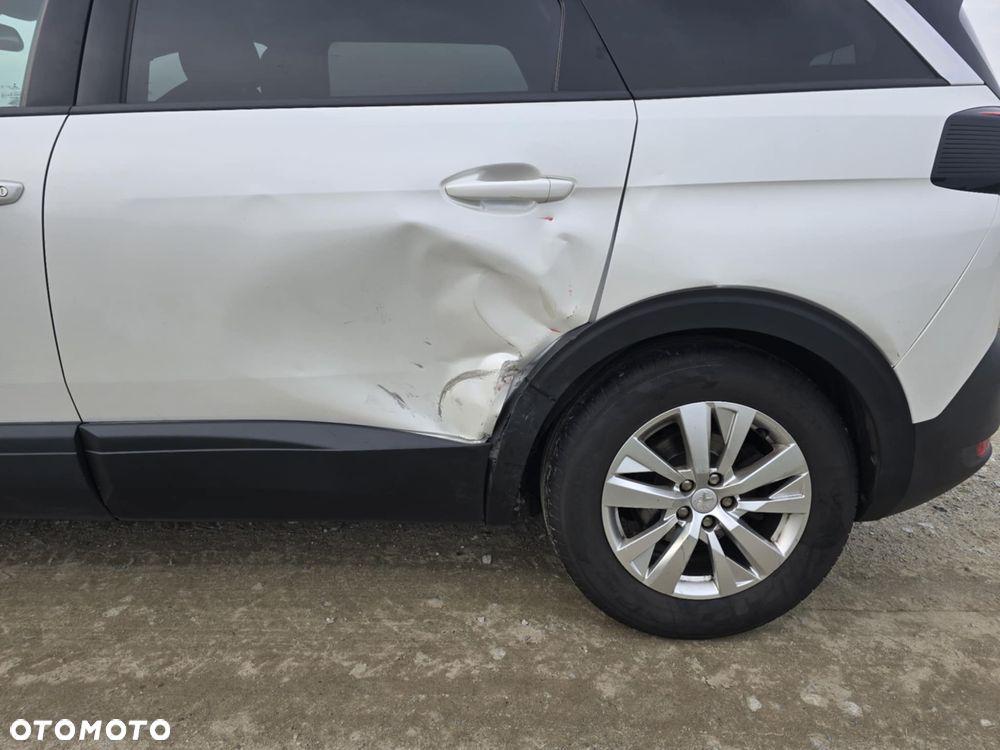 Peugeot 5008 1.5 BlueHDI Allure S&S EAT8 - 7