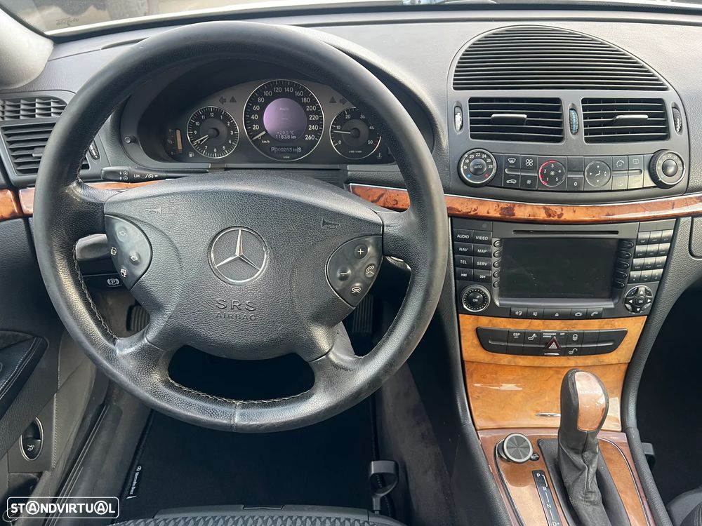Mercedes-Benz E 220 CDI Auto Elegance - 9
