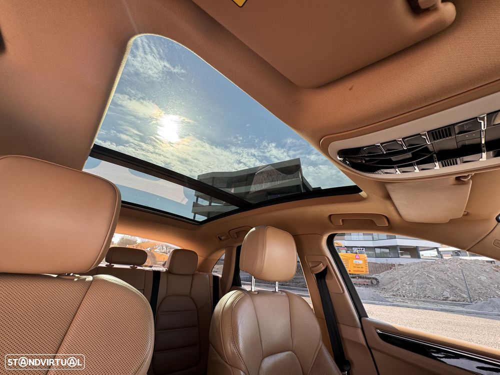 Porsche Macan S - 28