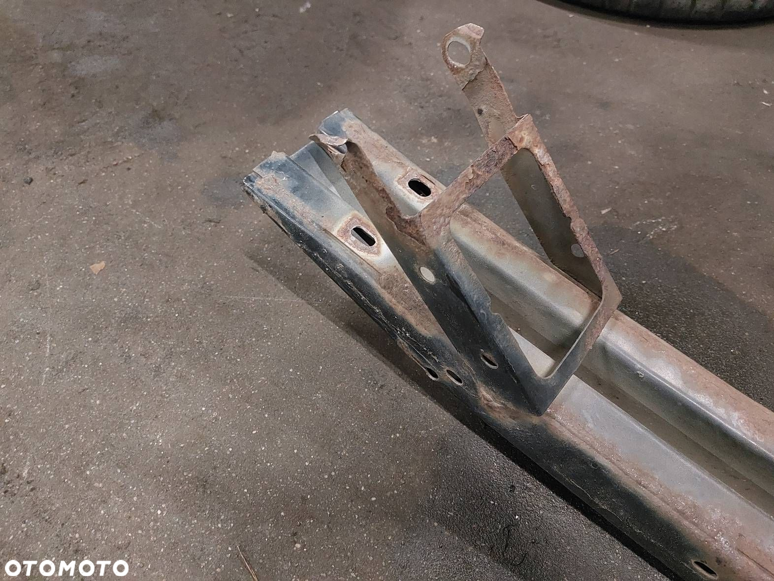 BELKA POD ZDERZAK PRZÓD TOYOTA COROLLA E12 - 5