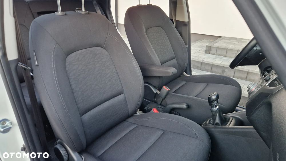 Hyundai ix20 1.6 Comfort - 26