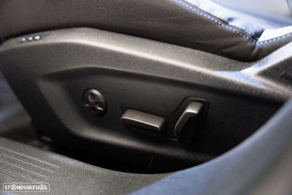 Peugeot 308 1.2 PureTech GT Pack EAT8 - 20