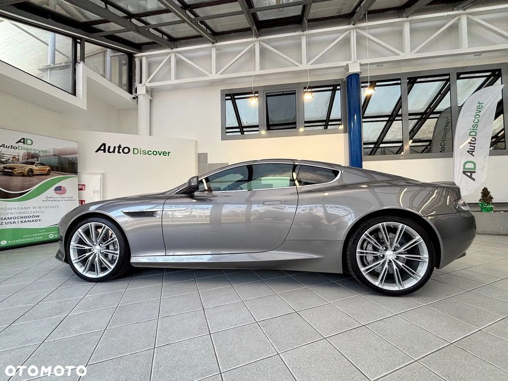 Aston Martin DB9 - 11