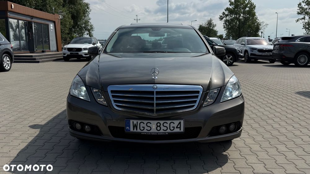 Mercedes-Benz Klasa E 200 7G-TRONIC - 11