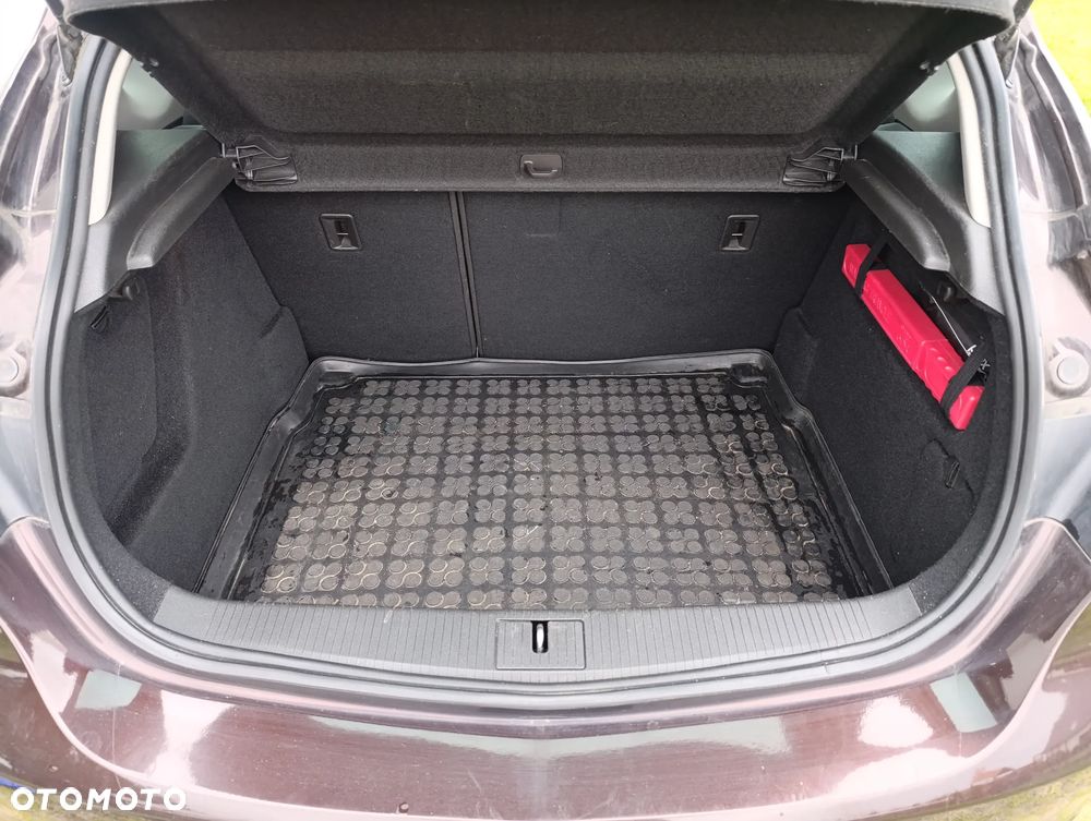 Opel Astra 1.4 Turbo Active - 28