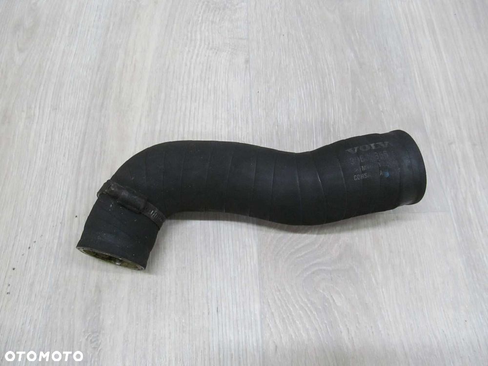 VOLVO S60 V70 XC 2.4 D5 RURA PRZEWOD INTERCOOLERA 30636856 - 1