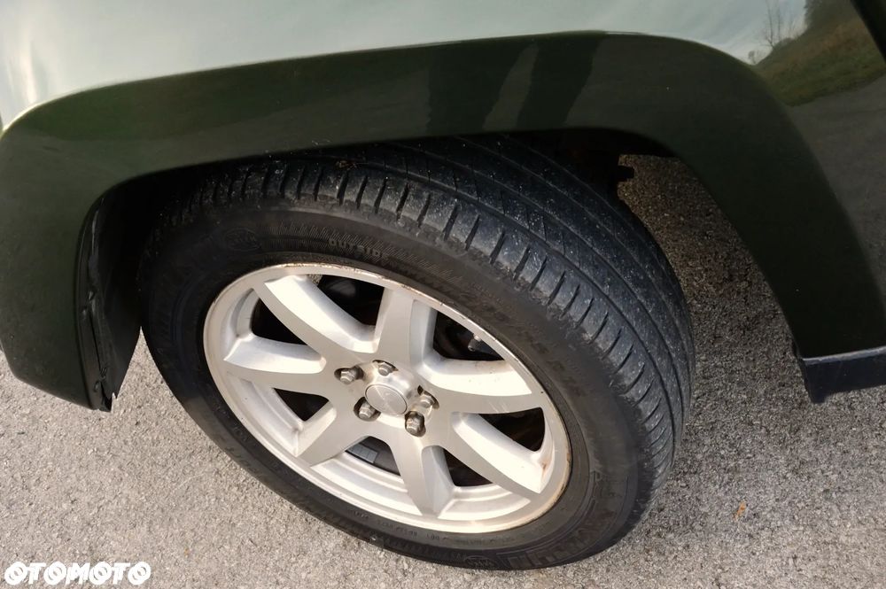 Jeep Cherokee 3.7 Limited - 11