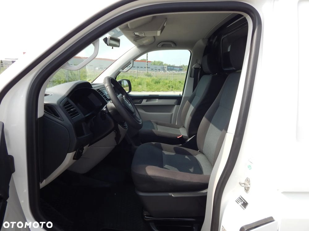 Volkswagen Transporter T-6 Long Klima - 10