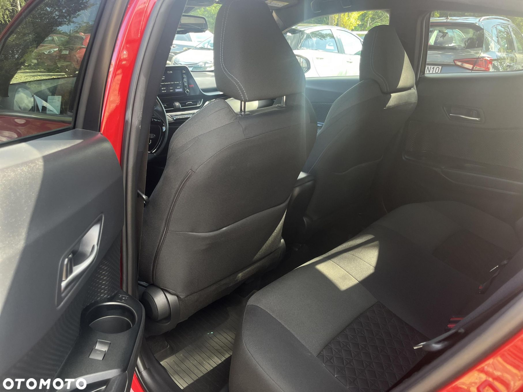 Toyota C-HR 1.2 T Style - 10