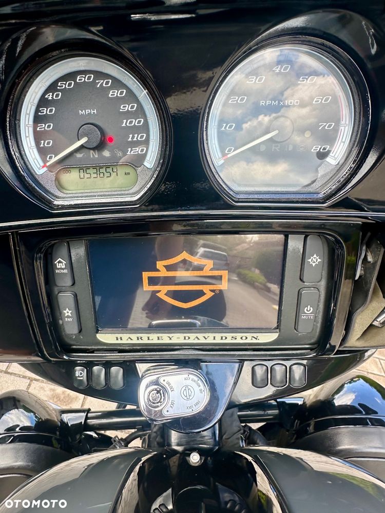 Harley-Davidson Touring Street Glide - 15