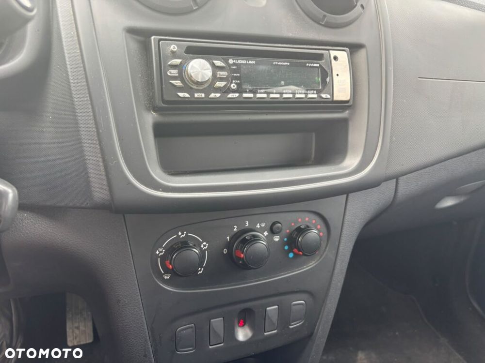 Dacia Sandero 1.2 16V 75 Essentiel - 7