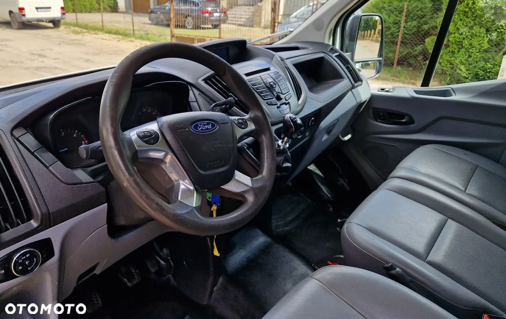 Ford Transit - 16