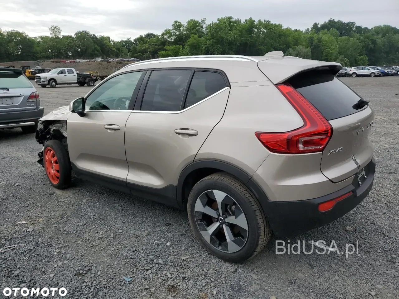 Volvo XC 40 - 5