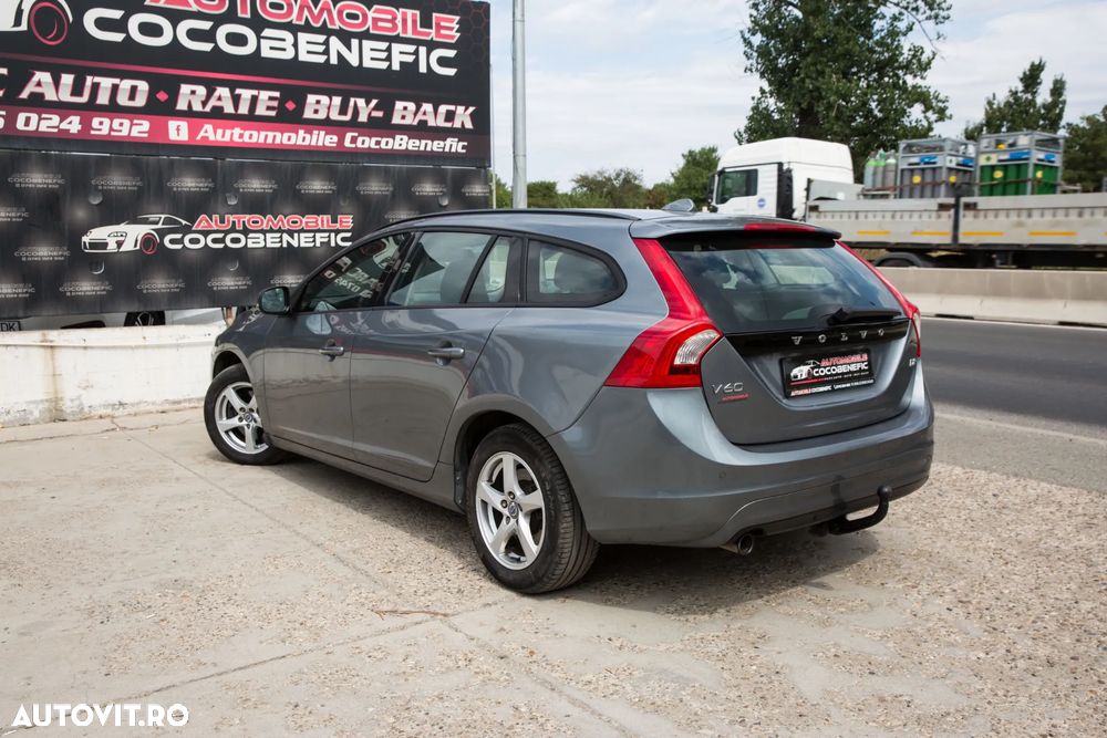 Volvo V60 D2 Geartronic Kinetic - 7
