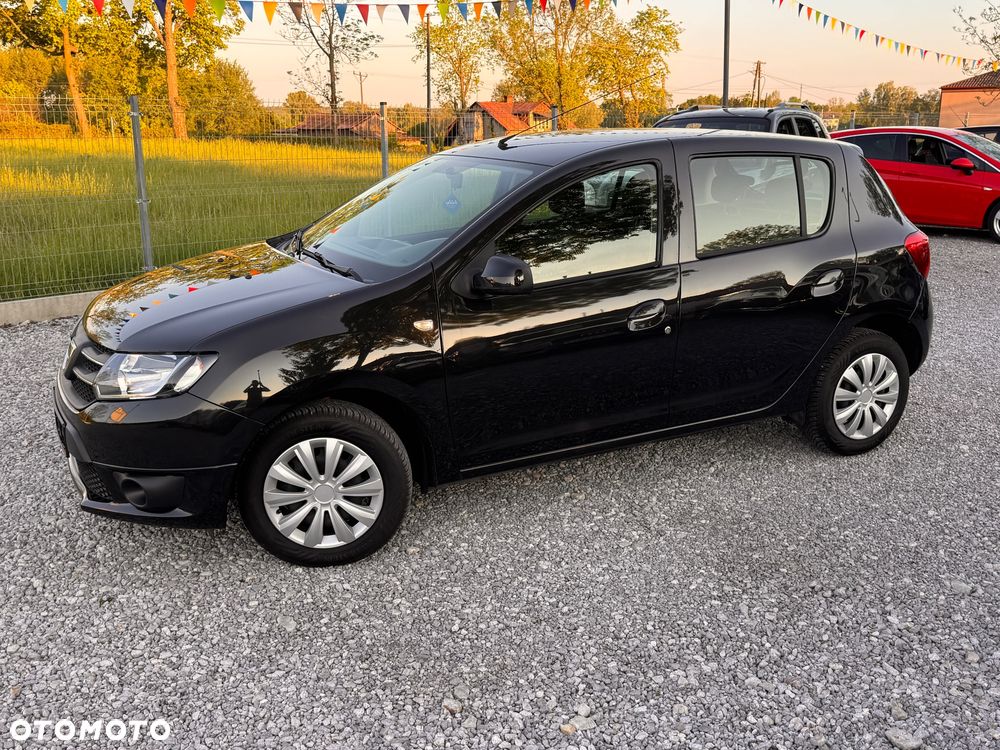 Dacia Sandero - 8