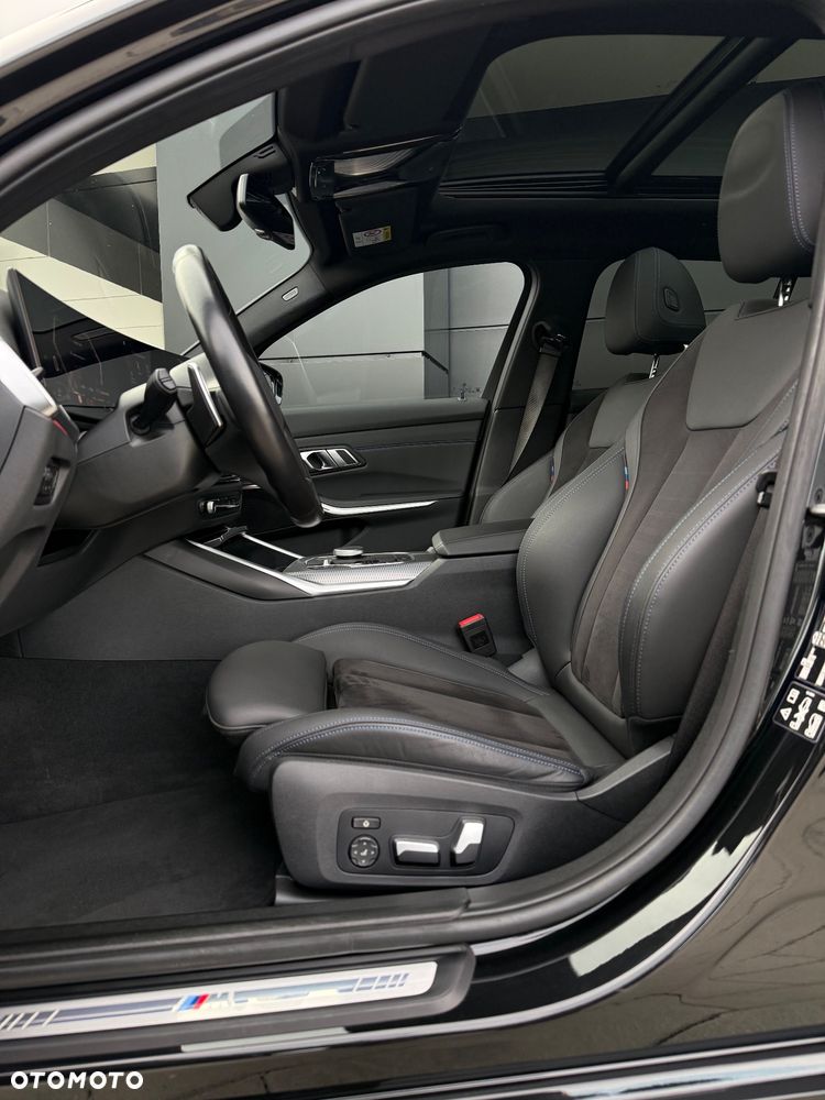 BMW Seria 3 330i xDrive M Sport sport - 18