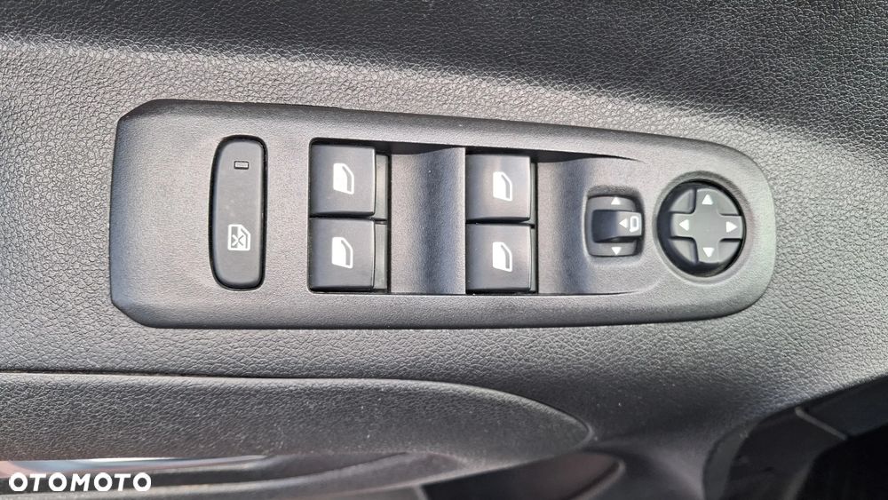 Opel Combo 1.5 CDTI Enjoy S&S - 19