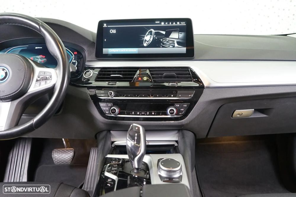 BMW 530 e Aut. Luxury Line - 29