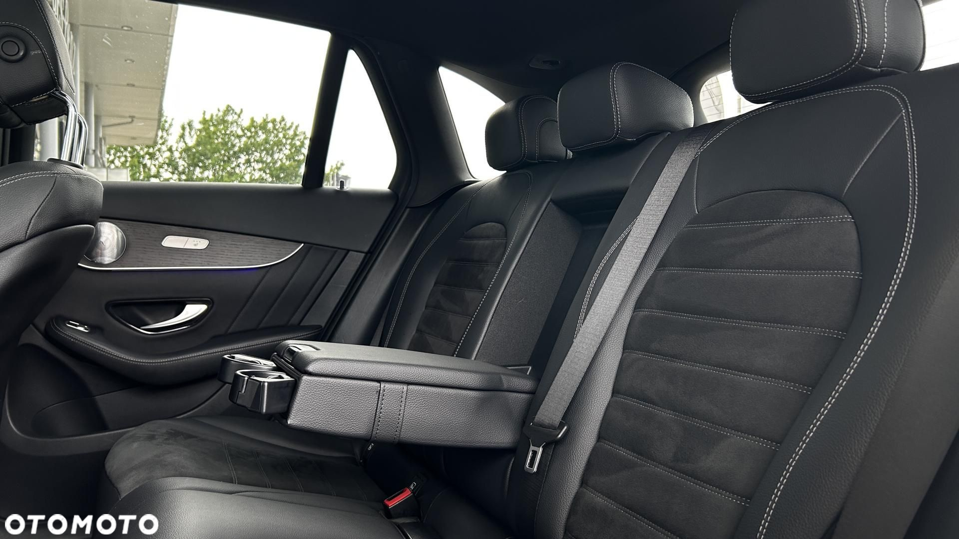 Mercedes-Benz GLC 300 4-Matic - 28