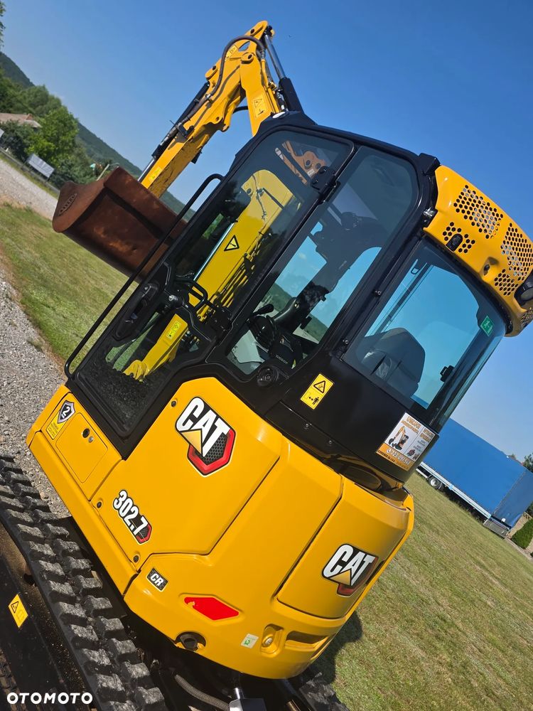Caterpillar CAT 302.7 CR mini koparka szybkozłącze 3 łyżki piękna serwisowana 1 wł JCB sprowadzona w oryginale - 8